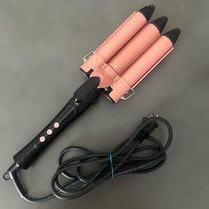 WATTNE triple hair crimper.